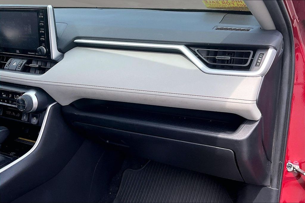Used 2020 Toyota RAV4 SUV