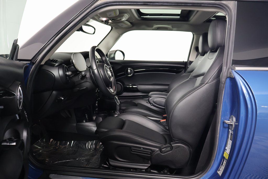 Thumbnail: 2023 MINI Cooper - 10