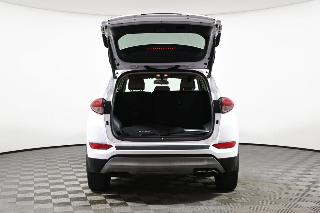 2017 Hyundai Tucson Sport 30