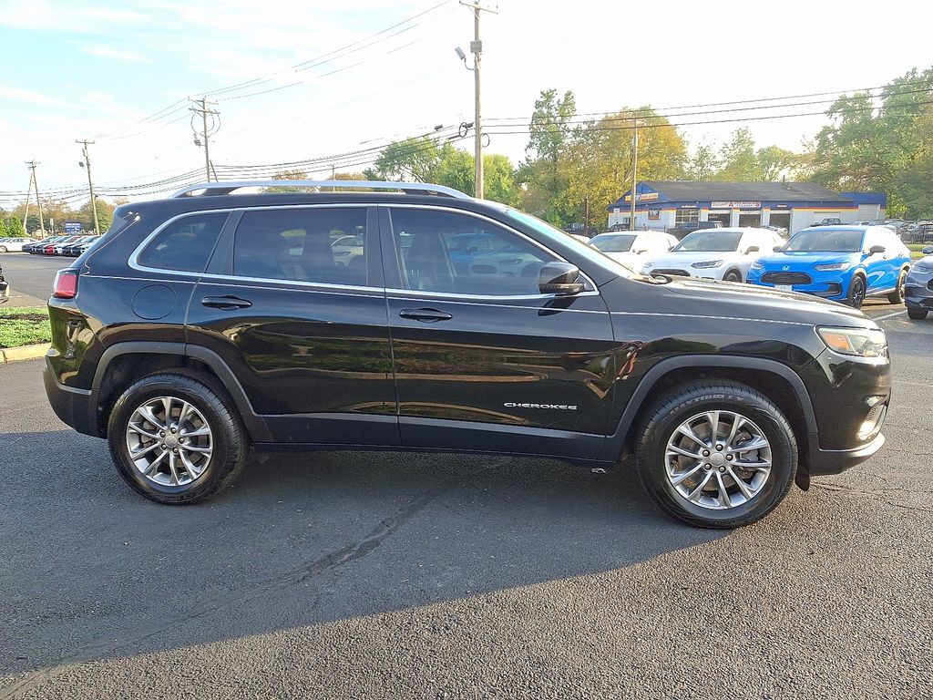 Thumbnail: 2020 Jeep Cherokee - 7