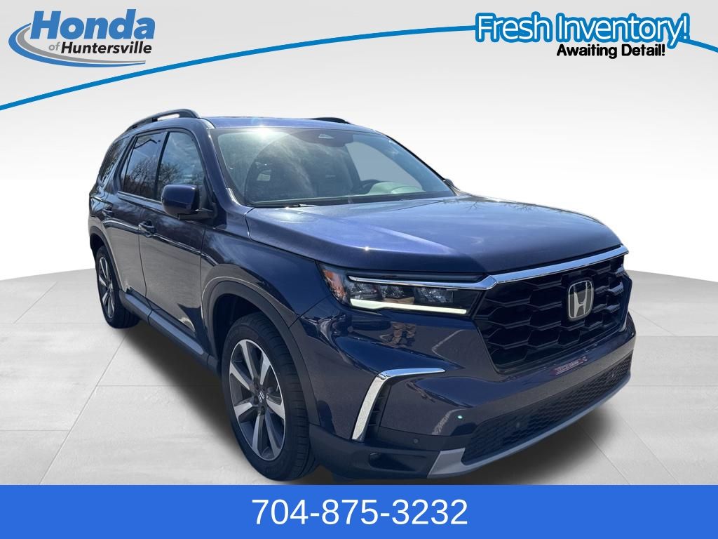 2024 Honda Pilot Touring FWD