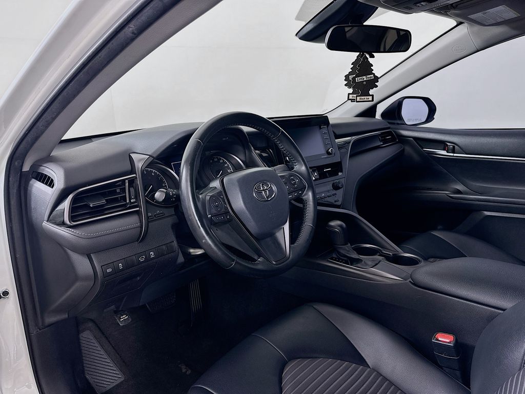 Thumbnail: 2021 Toyota Camry - 9