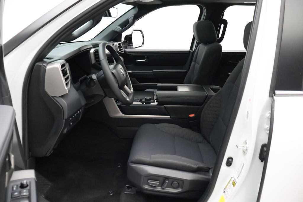 Thumbnail: 2025 Toyota Sequoia - 14