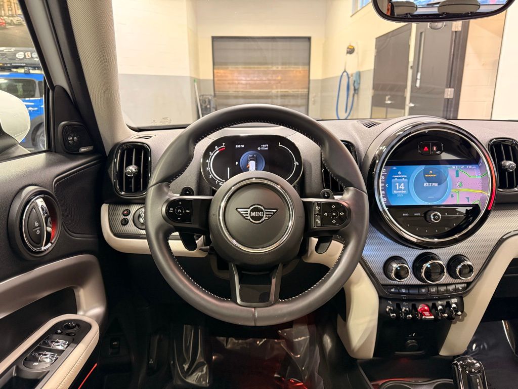 Thumbnail: 2023 MINI Cooper Countryman - 24