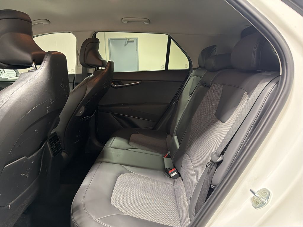 Used 2023 White Kia EX image 4