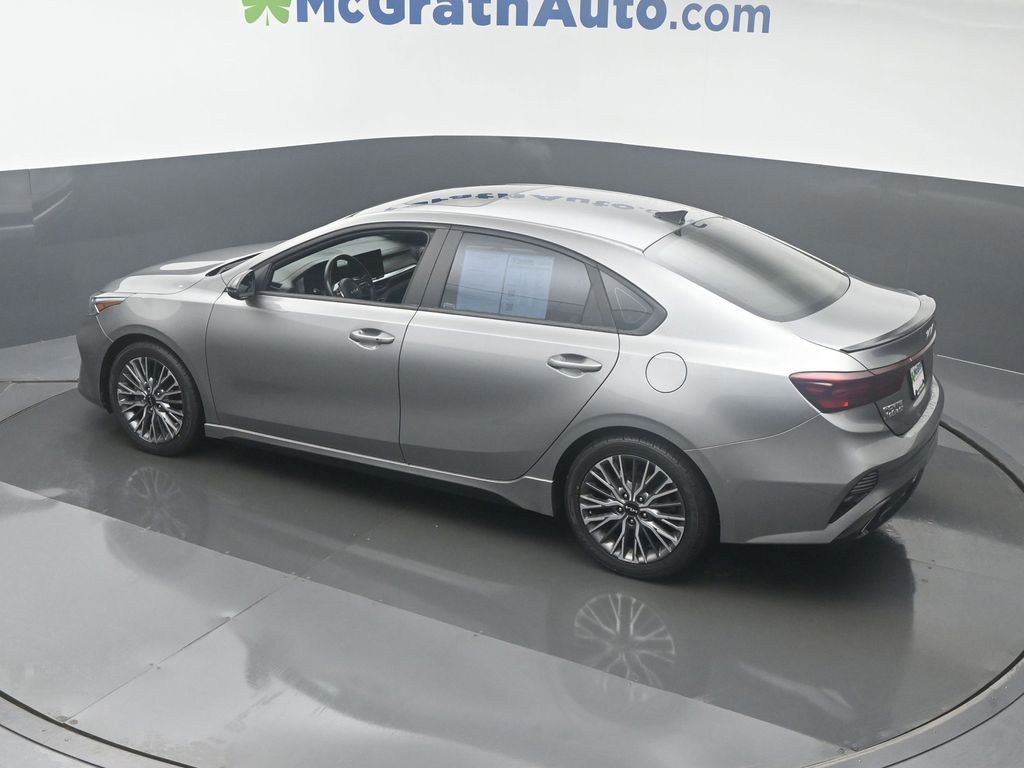 Certified Used 2022 Gray Kia GT-Line image 21