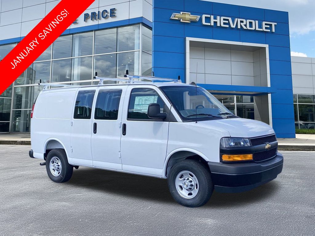 2025 Chevrolet Express Base's photo