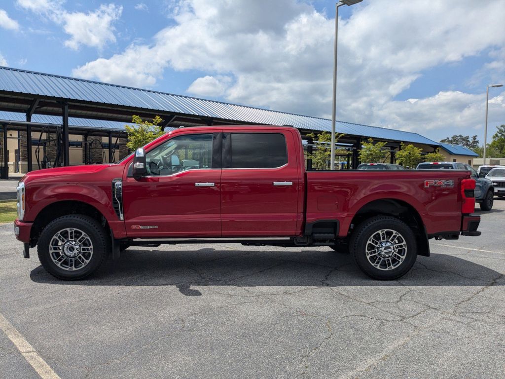 2025 Ford F-250 Super Duty Platinum