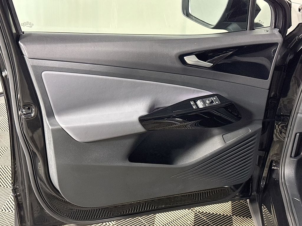 2021 Volkswagen ID.4 Pro