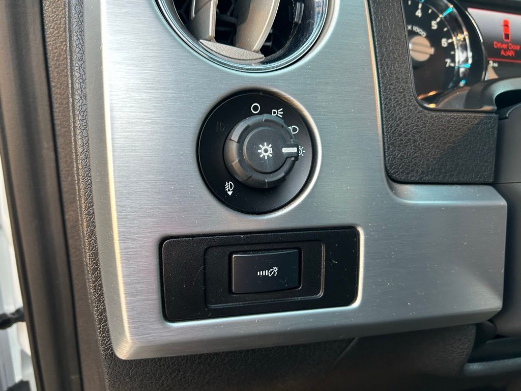 Thumbnail: 2013 Ford F-150 - 17