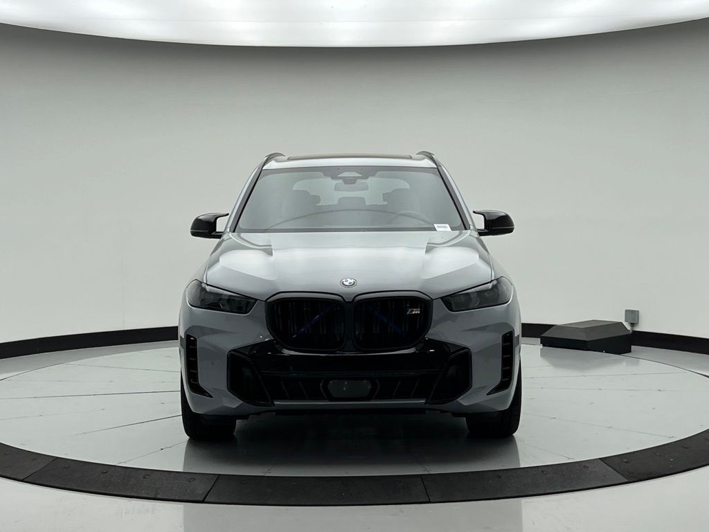 2025 BMW X5 M60i 2