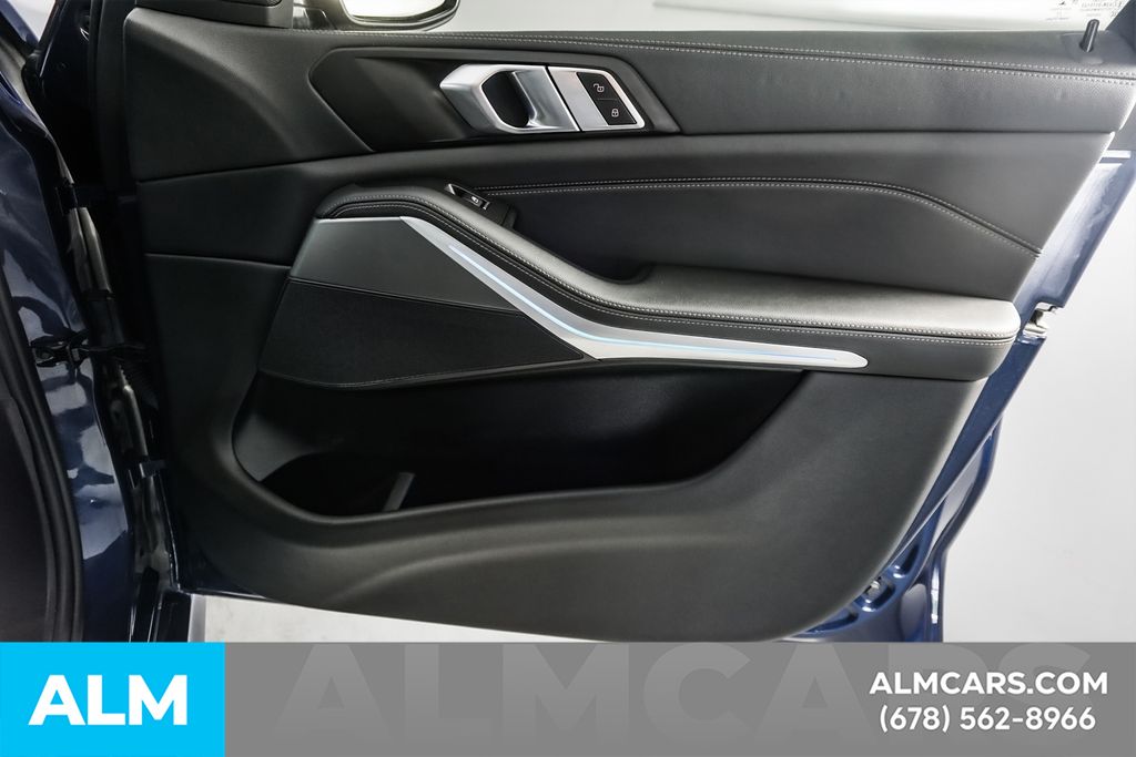 Used 2022 Blue BMW xDrive40i image 45