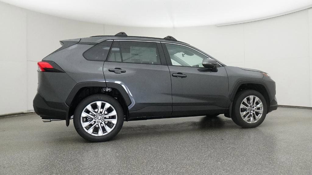 Thumbnail: 2025 Toyota RAV4 - 25
