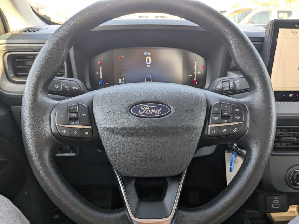 2025 Ford Maverick XL