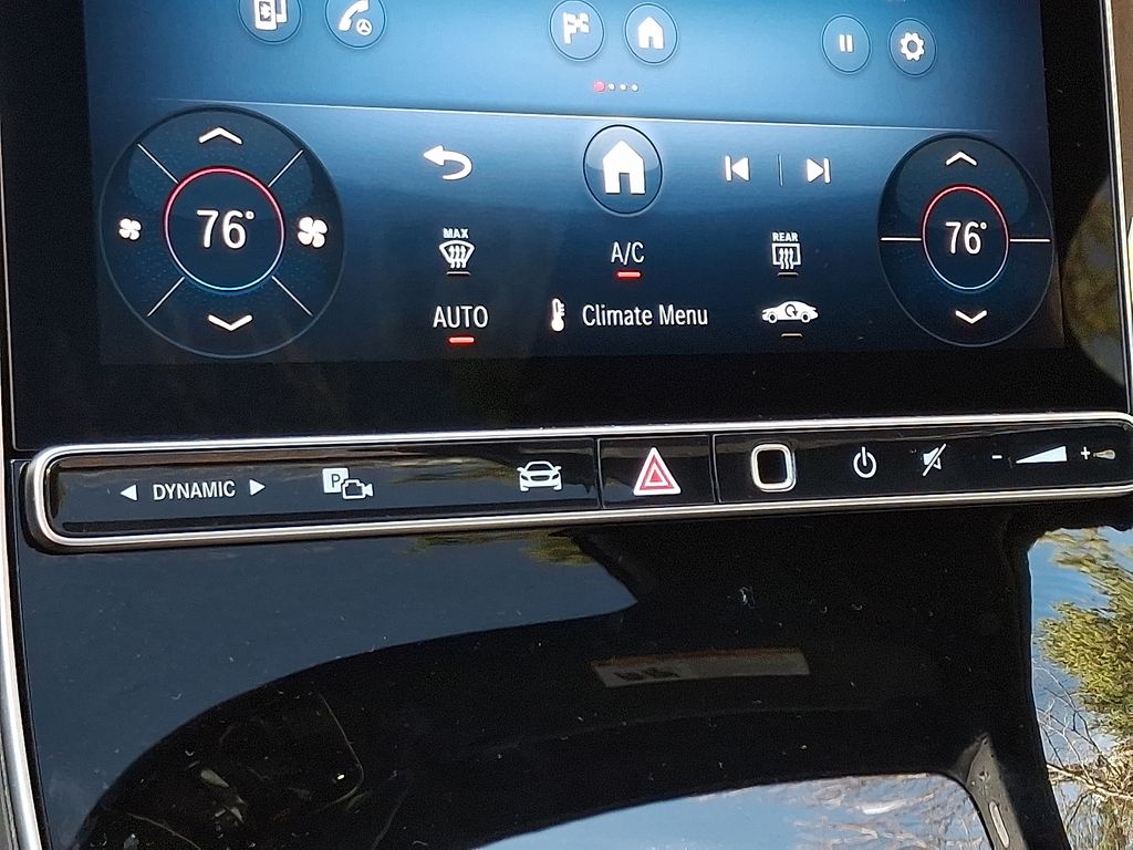 Thumbnail: 2026 Mercedes-Benz GLC - 10