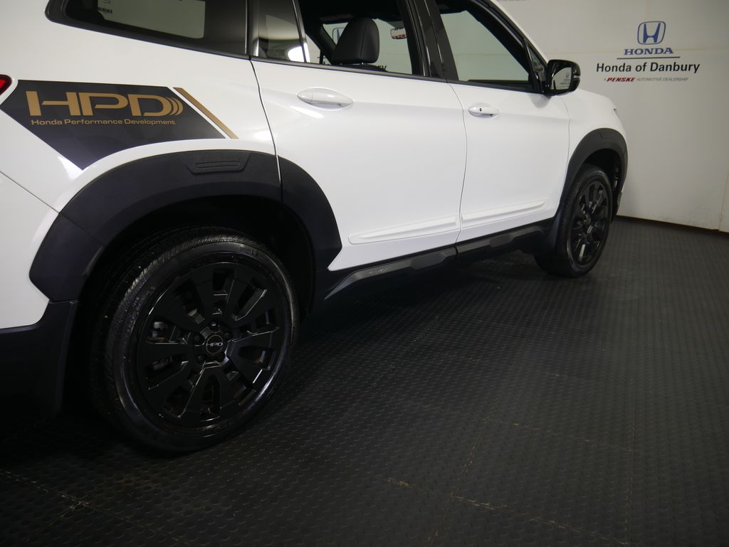 Thumbnail: 2022 Honda Passport - 4