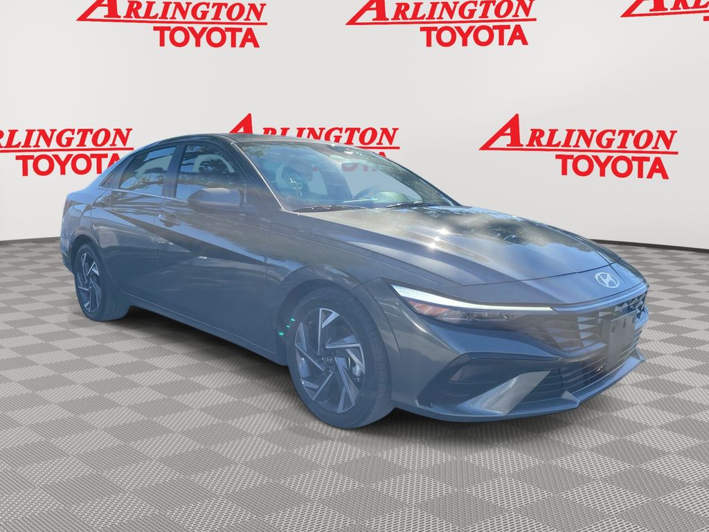 2025 Hyundai Elantra SEL