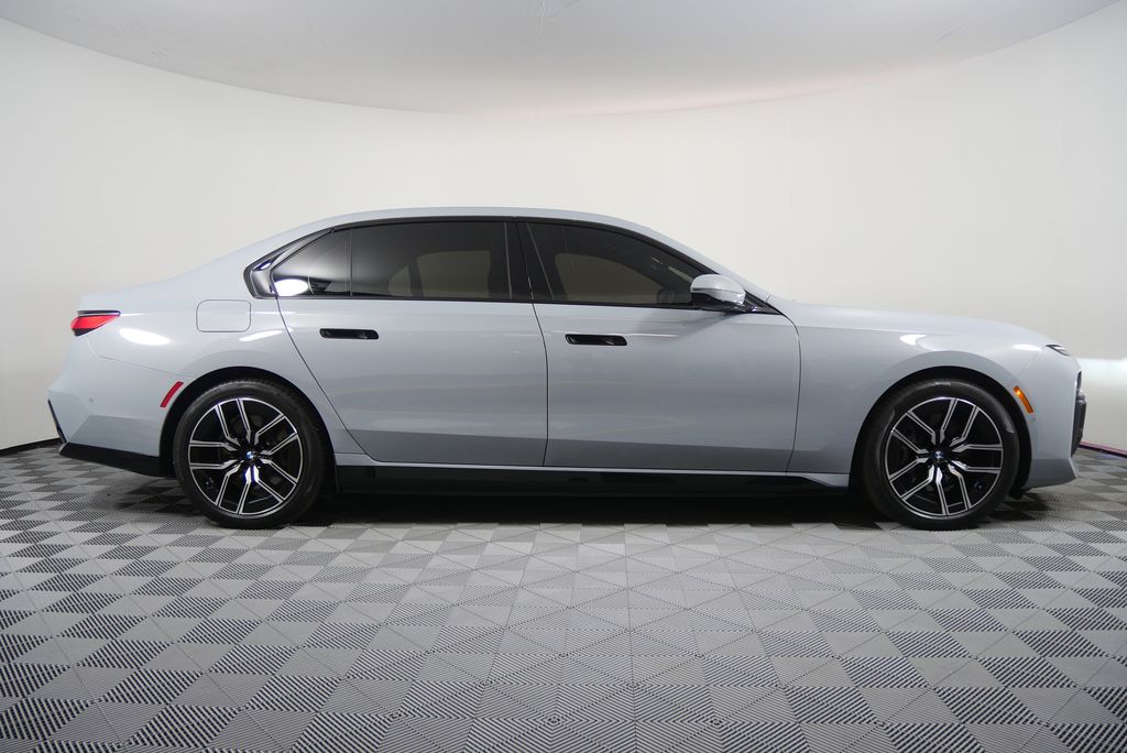 Used 2024 BMW i7 Base with VIN WBY53EJ00RCP47360 for sale in Austin, TX
