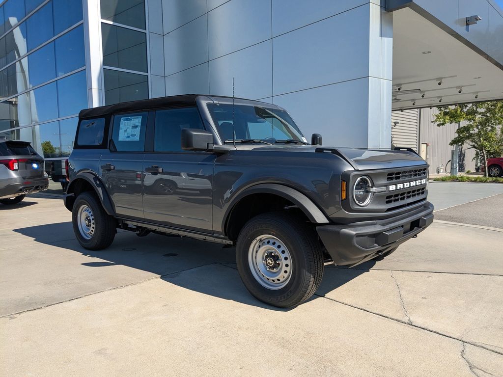 2025 Ford Bronco 