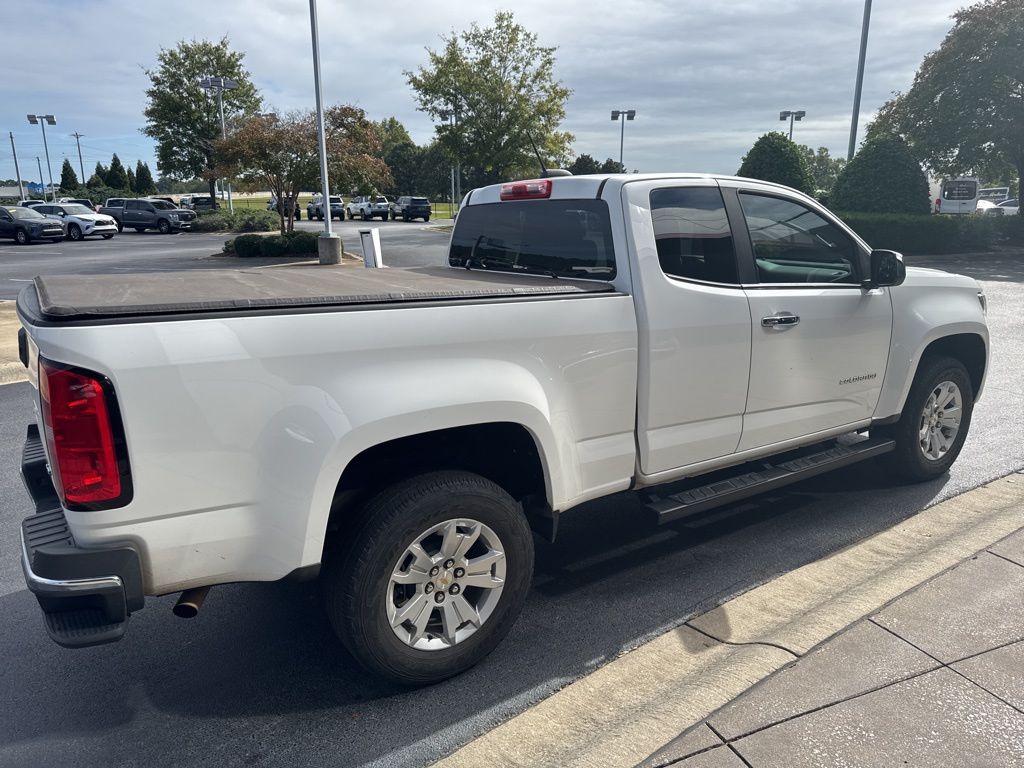 2021 Chevrolet Colorado LT photo 3