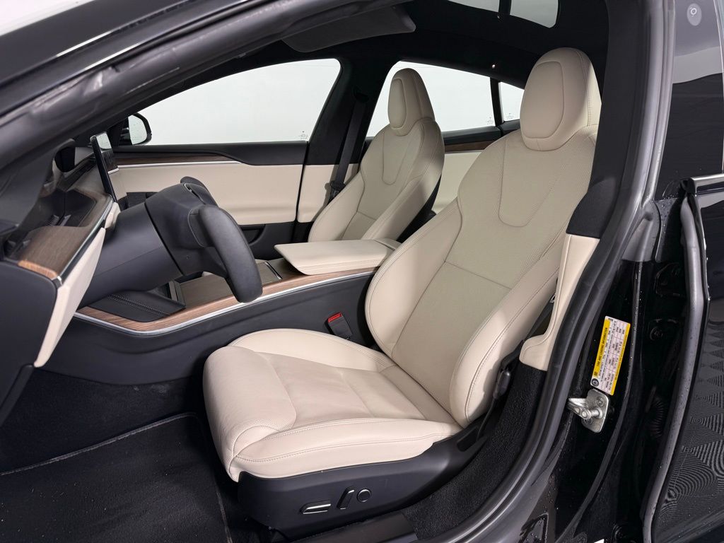 Thumbnail: 2021 Tesla Model S - 14