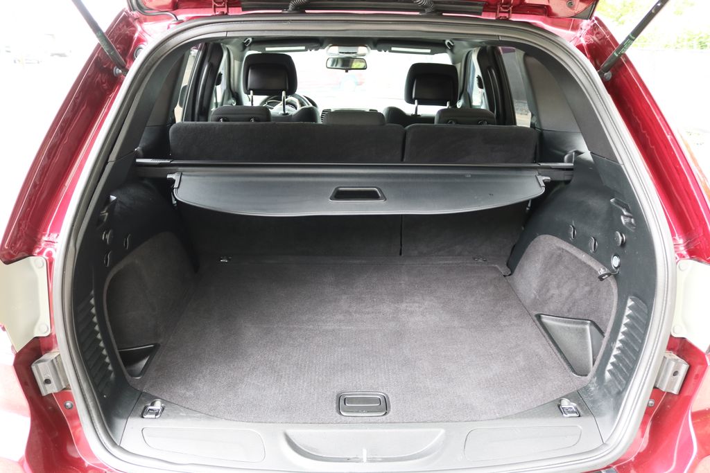 Used Car 2016 Jeep Grand Cherokee  Laredo For Sale Under $20,000 In Austin, Texas