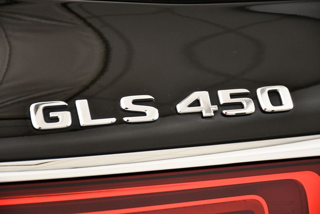 2023 Mercedes-Benz GLS 450 4MATIC 9