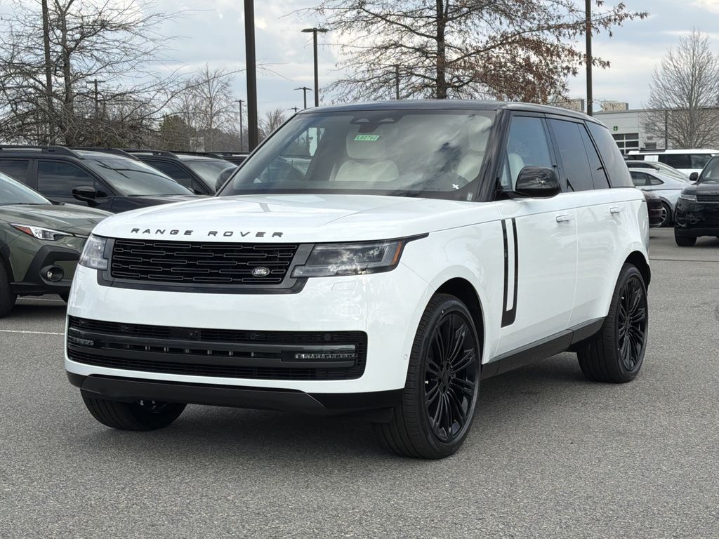 2026 Land Rover Range Rover P530 SE AWD