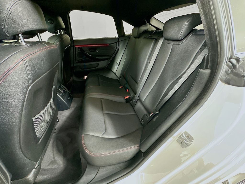 Thumbnail: 2015 BMW 4 Series - 25