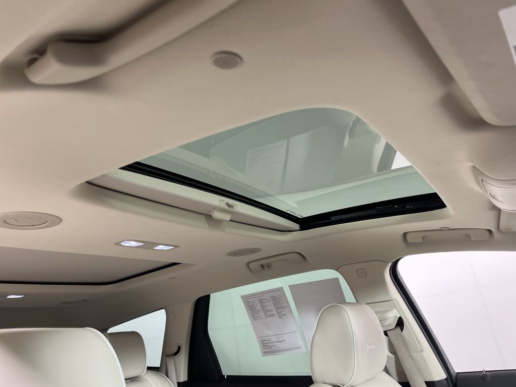 Thumbnail: 2022 Buick Enclave - 6