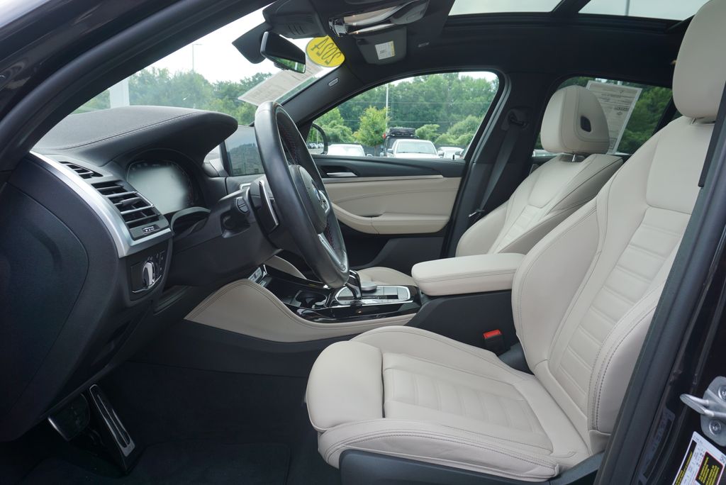 Thumbnail: 2024 BMW X4 - 23