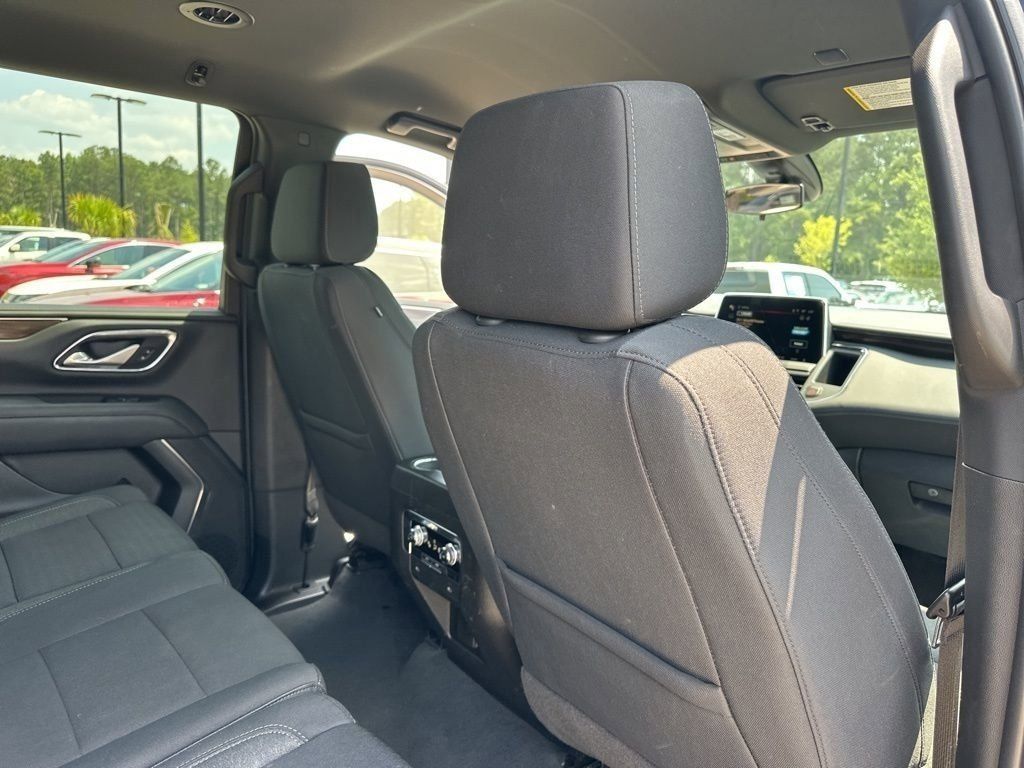 2022 Onyx Black GMC Yukon XL SLE 4X4 SUV