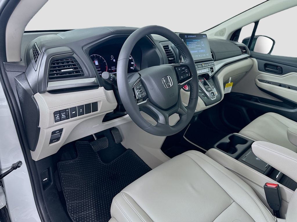 Thumbnail: 2026 Honda Odyssey - 9