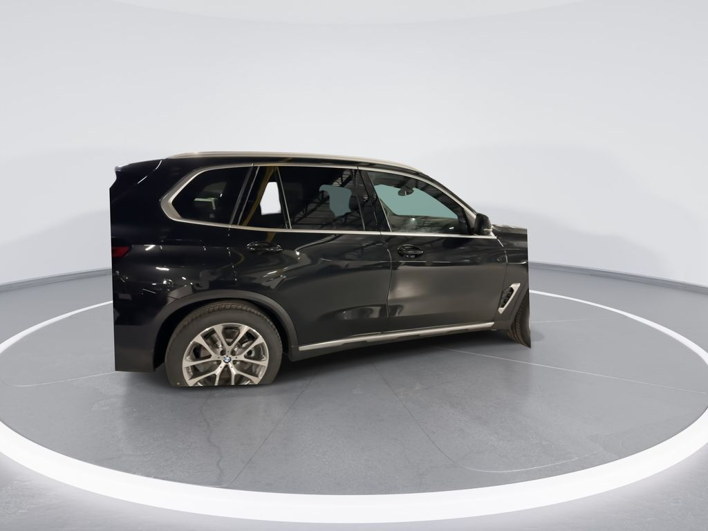 Thumbnail: 2026 BMW X5 - 8