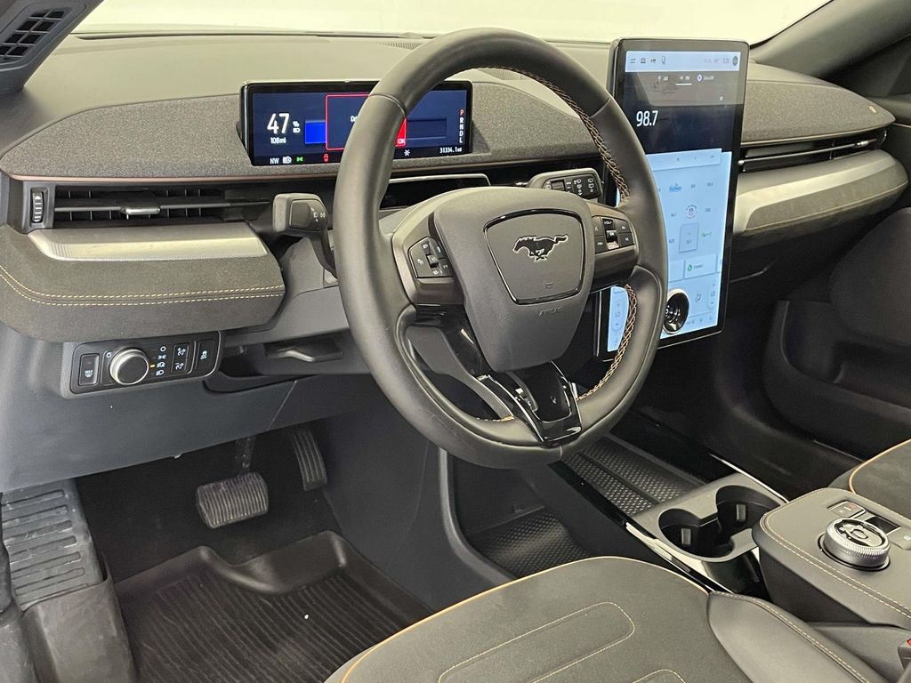 2022 Ford Mustang Mach-E GT - 3