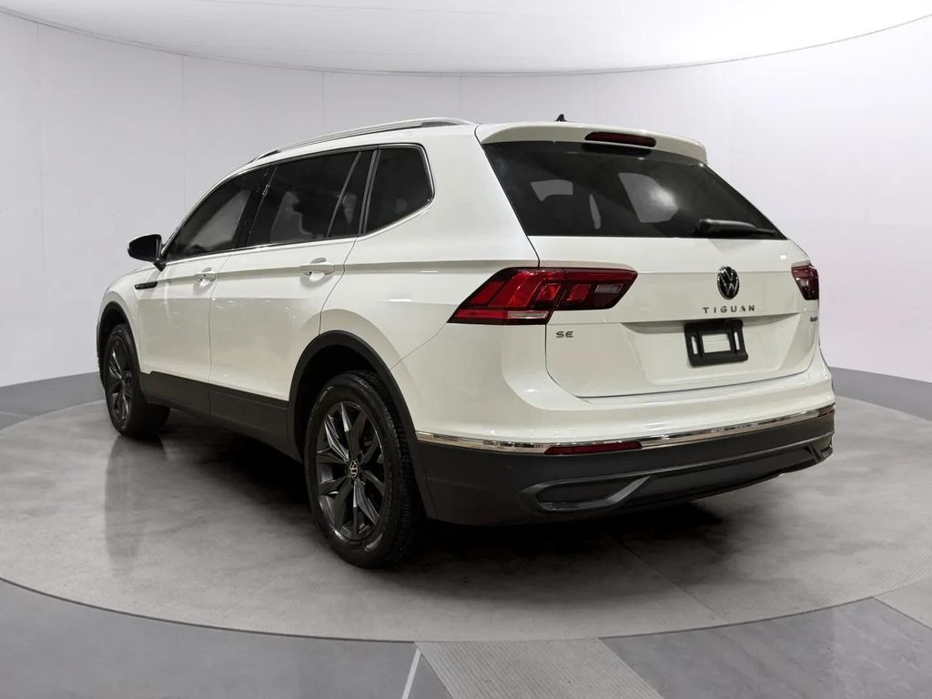 Used 2023 Pure White Volkswagen 2.0T SE image 5
