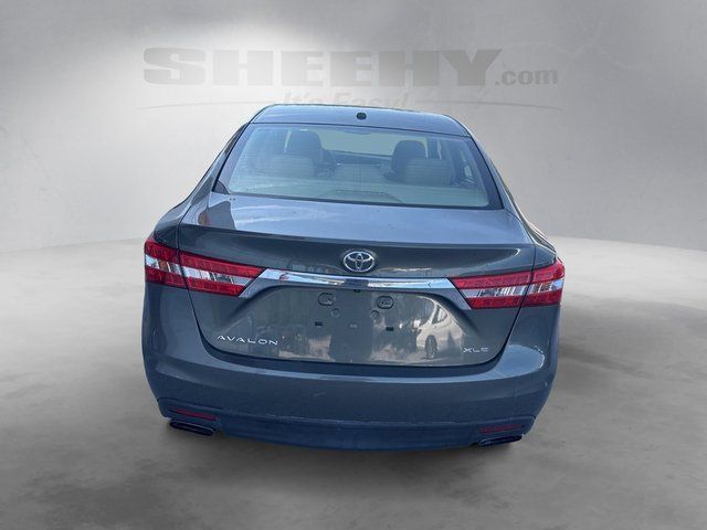 Used 2013 Green Toyota XLE Touring image 13