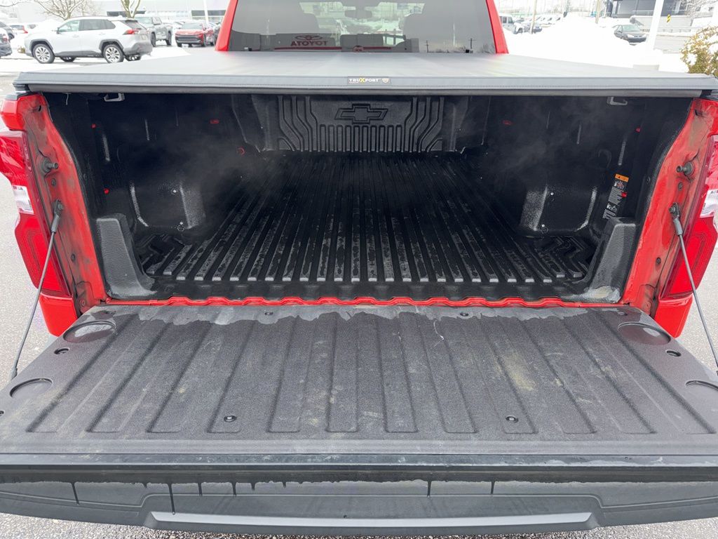 Thumbnail: 2020 Chevrolet Silverado 1500 - 5