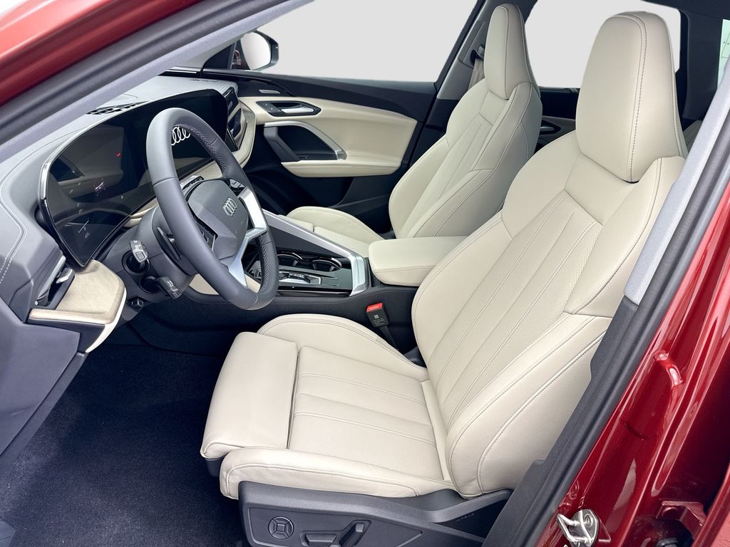 Thumbnail: 2025 Audi Q5 - 18