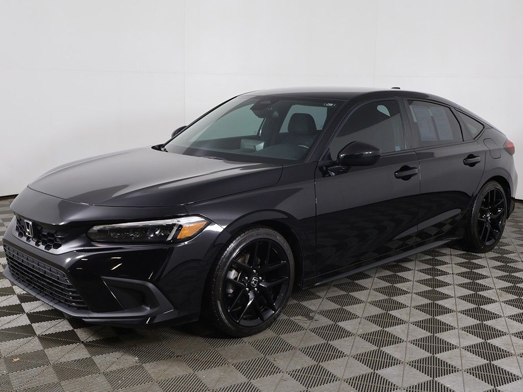 View vehicle photo 5