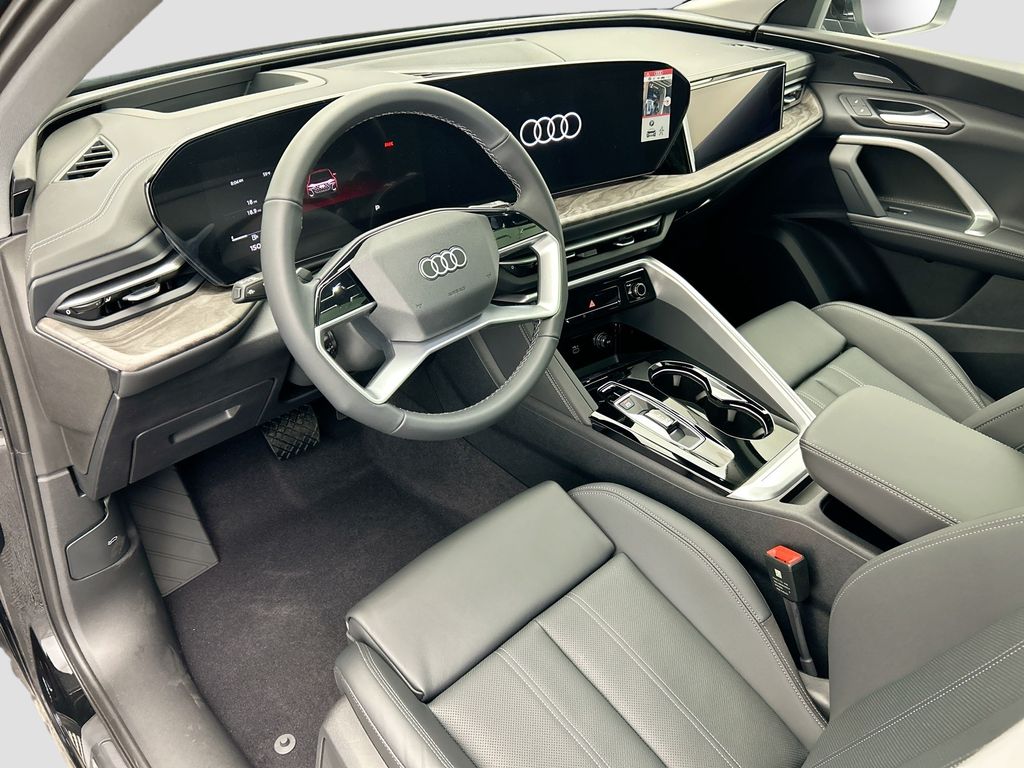 Thumbnail: 2025 Audi Q5 - 9