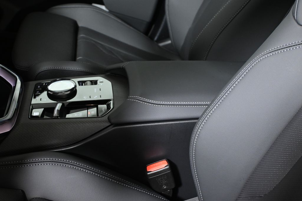 Thumbnail: 2026 BMW X3 - 25