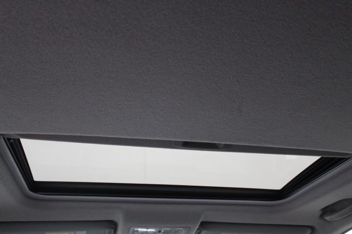 Used Car 2011 Toyota Highlander  Limited For Sale Under $10,000 In Georgetown, Texas