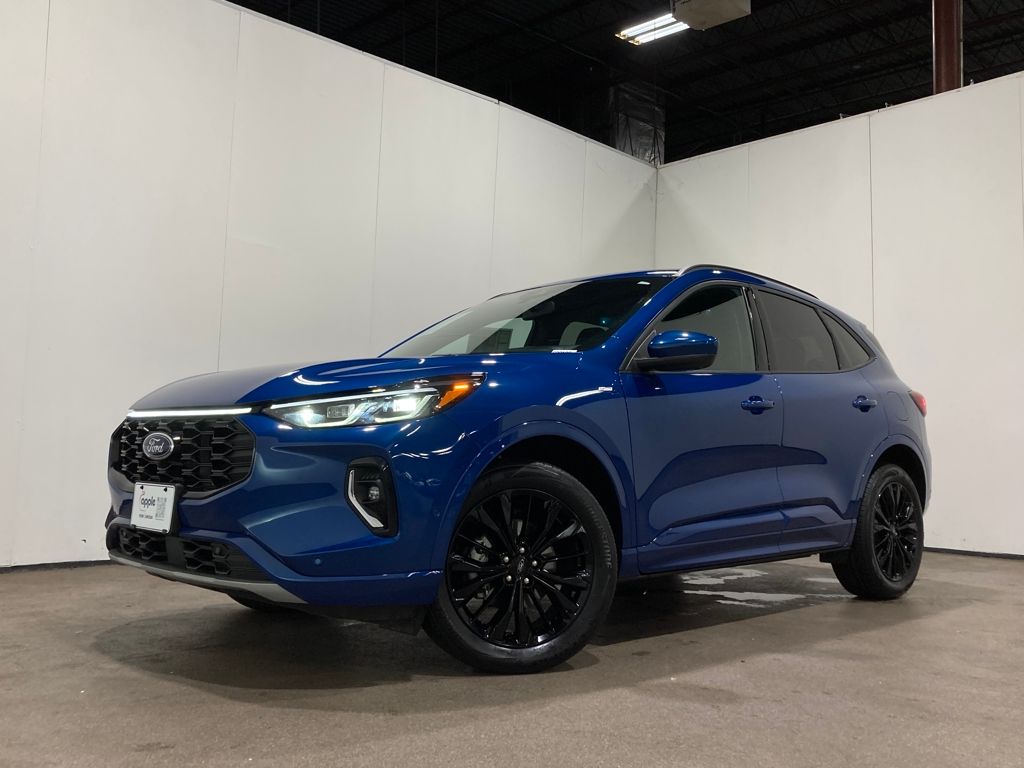 2023 Ford Escape ST-Line Elite