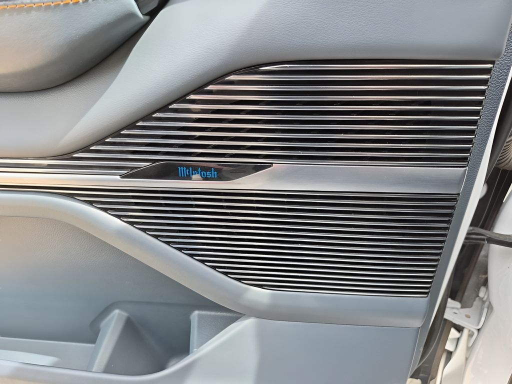 Used Car 2022 Jeep Grand Wagoneer  Series Ii For Sale Under $60,000 In Austin, Texas