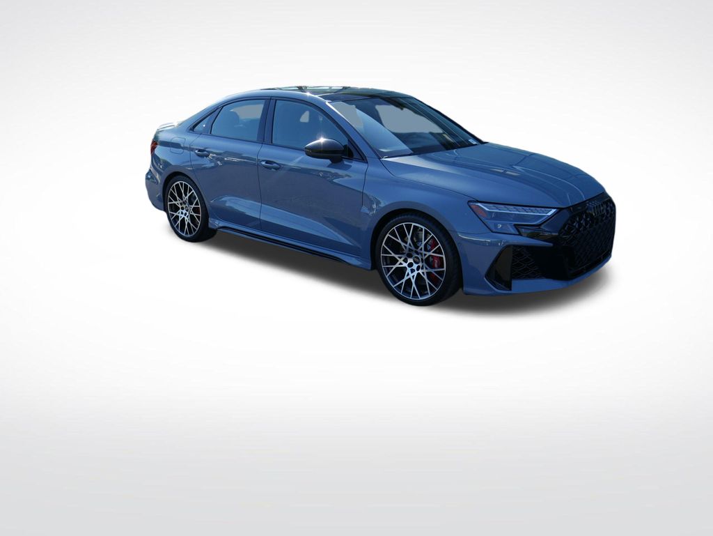 Thumbnail: 2025 Audi RS 3 - 10