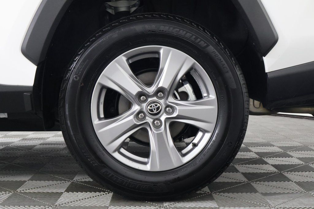 Thumbnail: 2024 Toyota RAV4 - 16