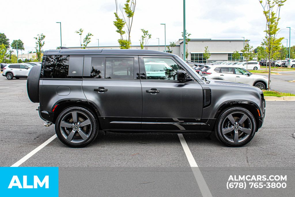 Used 2023 Gray Land Rover Carpathian Edition image 8
