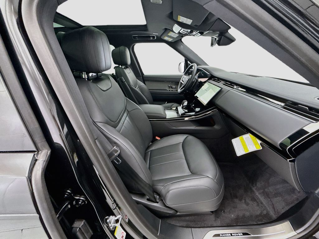New 2026 Black Land Rover SE image 19