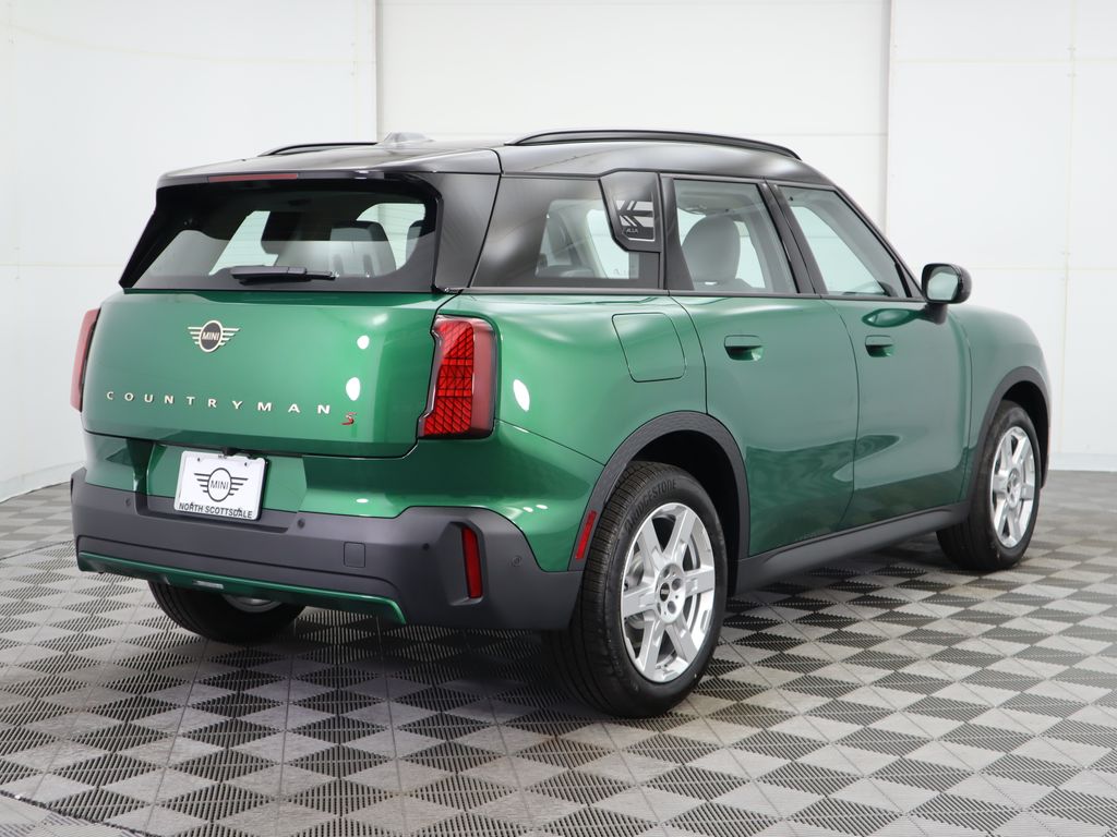 2025 MINI Cooper Countryman Base 6